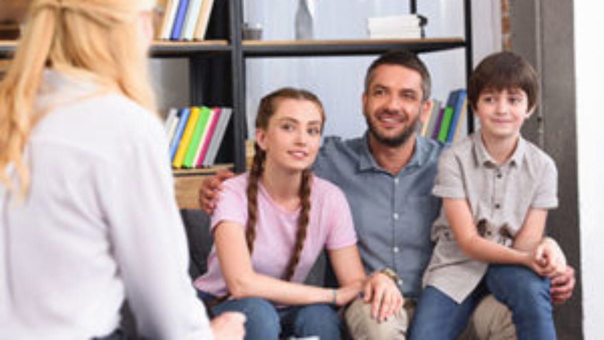 Family Therapy Program in Texas | Family Counseling | The Right Step